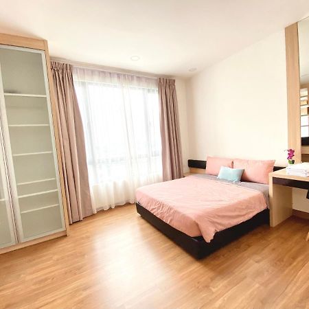 Dream Suite 2 - Landmark Residence 1, High Floor, Nice View, Wi-Fi & Tv Box Каджанг Екстериор снимка