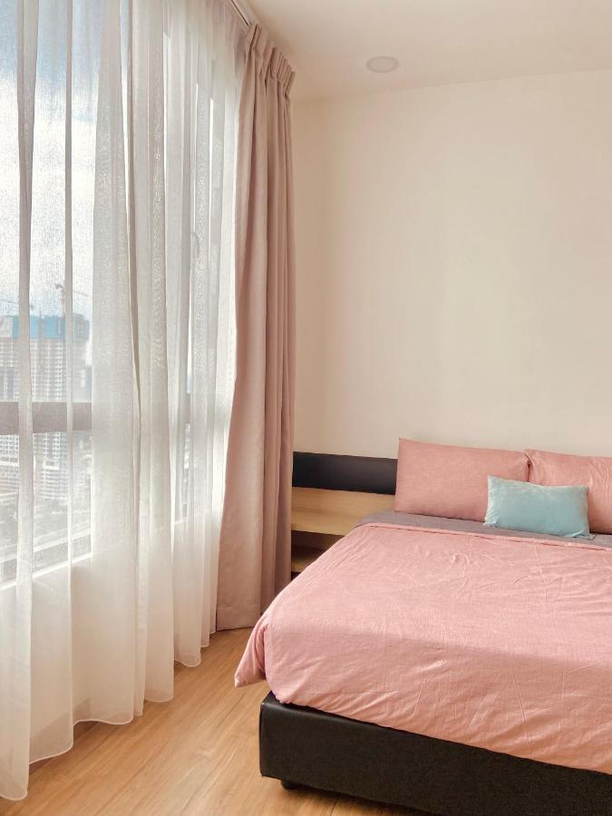 Dream Suite 2 - Landmark Residence 1, High Floor, Nice View, Wi-Fi & Tv Box Каджанг Екстериор снимка