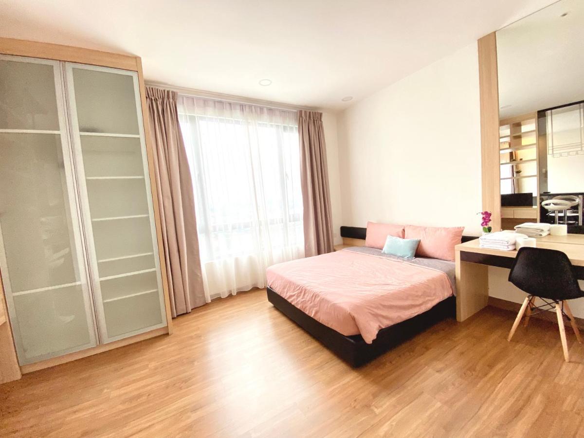 Dream Suite 2 - Landmark Residence 1, High Floor, Nice View, Wi-Fi & Tv Box Каджанг Екстериор снимка