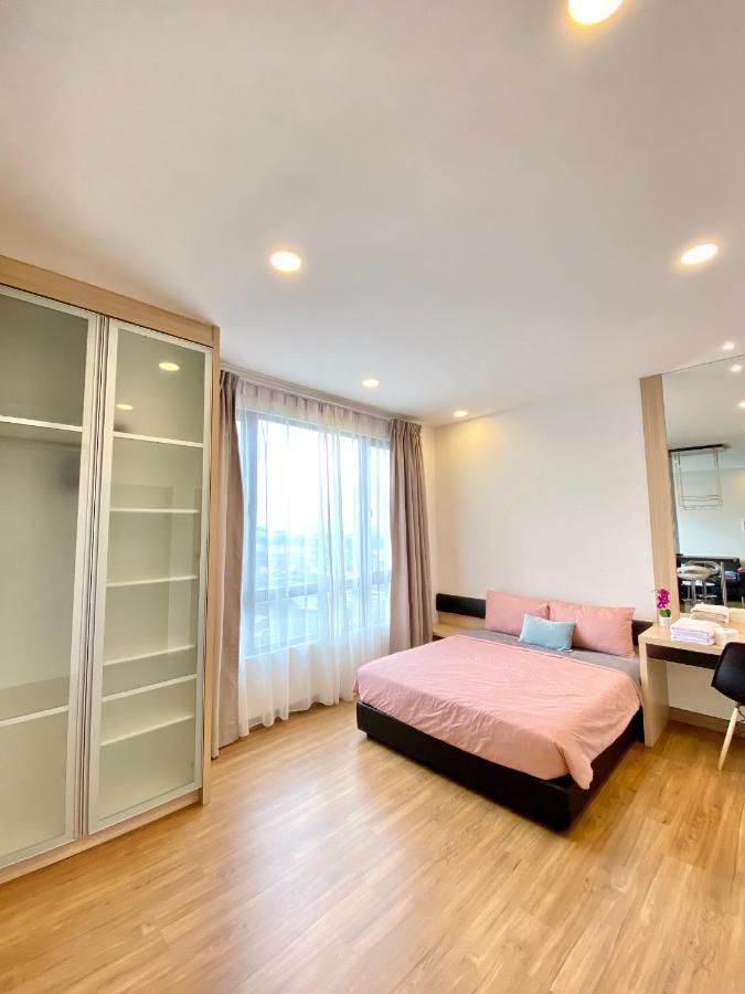 Dream Suite 2 - Landmark Residence 1, High Floor, Nice View, Wi-Fi & Tv Box Каджанг Екстериор снимка